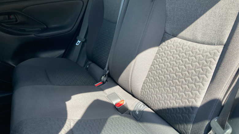 Toyota Yaris Cross 1.5 Hybrid Design 5dr CVT Hybrid Estate